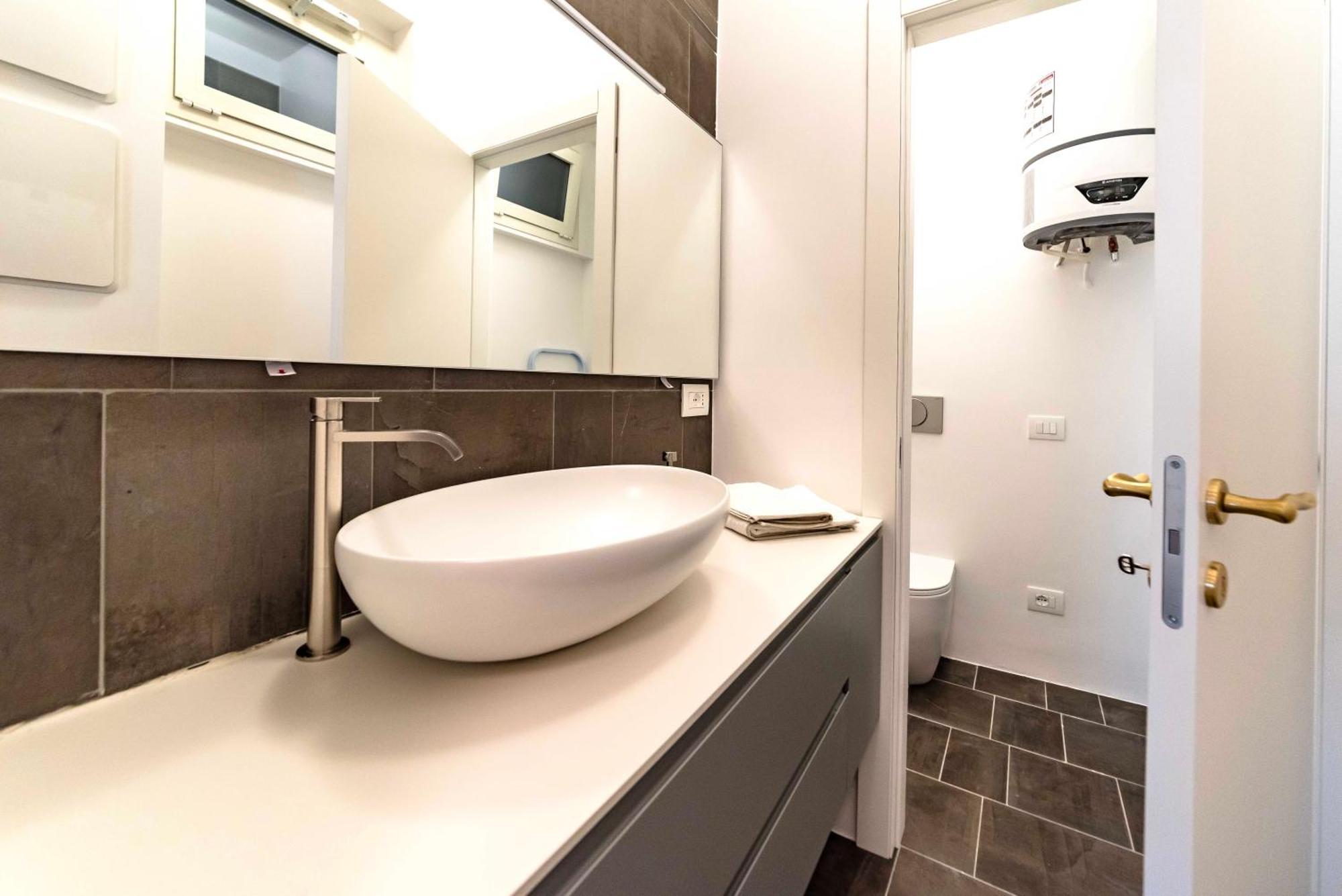 Dream Suites Milano San Babila Zewnętrze zdjęcie